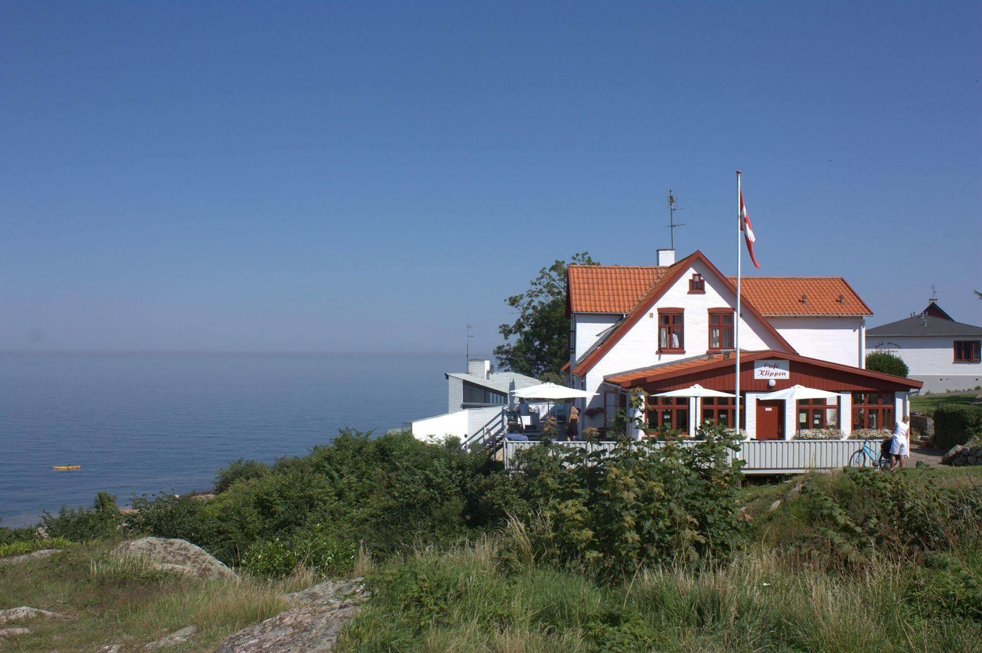 Hotel Klippen Gudhjem Zewnętrze zdjęcie